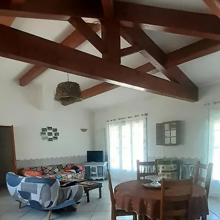 Jacambra Feriehus Lédenon