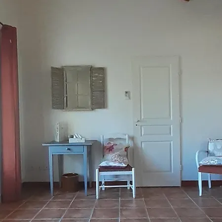 בית נופש Jacambra Lédenon